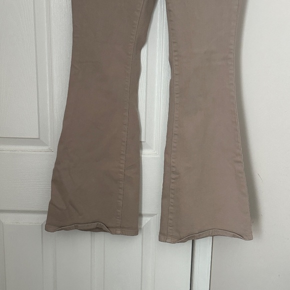 Judy Blue Women's Plus 15/32 Garment Dyed Flare Pants Jeans Beige Tan Brown - Picture 2 of 10